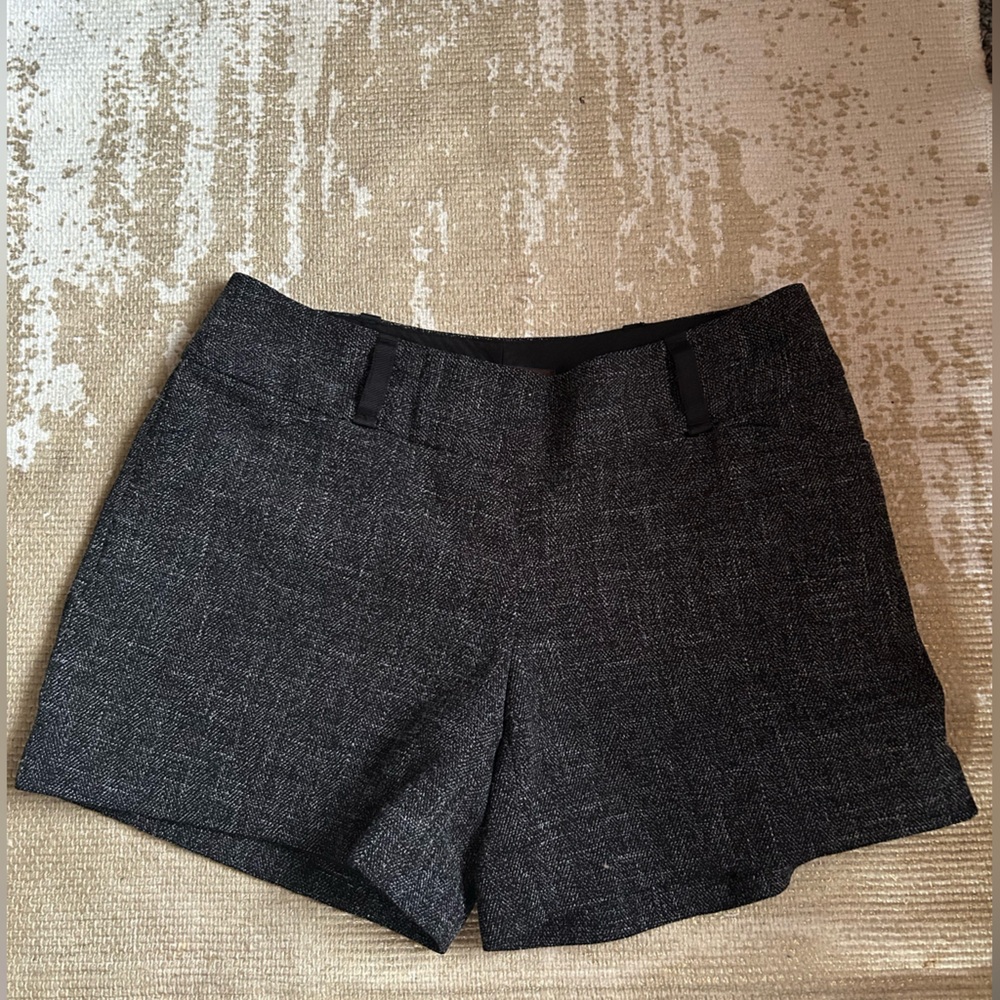 The Limited shorts size 4
